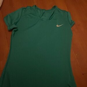 i am selling a green nike shirt that is in a size XL